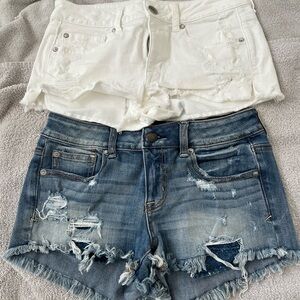 American Eagle Outfitters White and Blue Distressed Jean Shortie Shorts-sz 4 & 6
